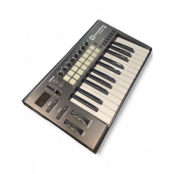 Used Novation Launchkey 25 Key MIDI Controller