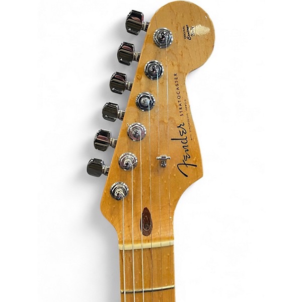 Used 2006 Fender Custom Classic Stratocaster 3 Color Sunburst Solid Body Electric Guitar