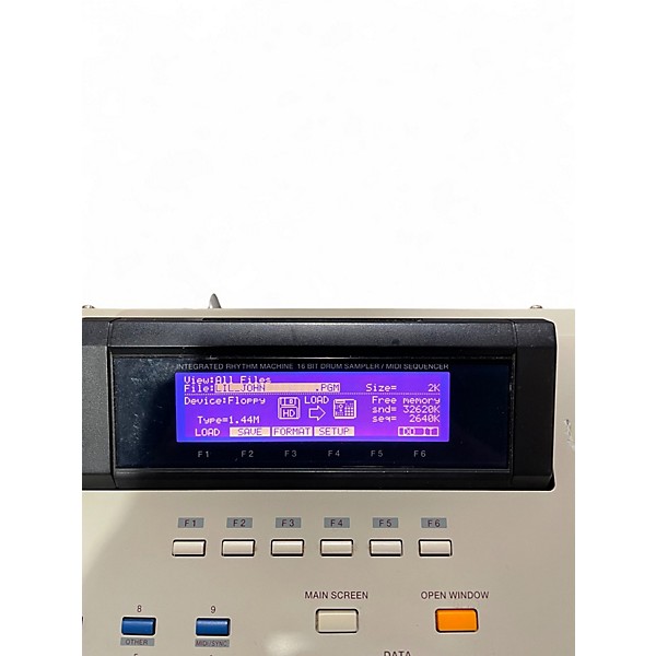 Used Akai Professional MPC2000XL Production Controller