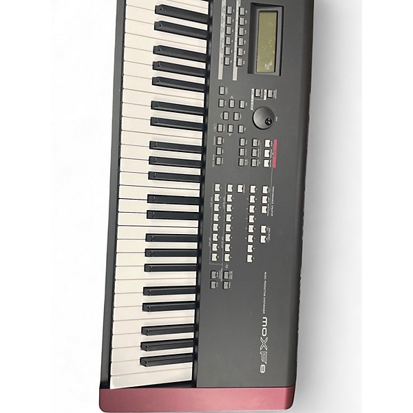 Used Yamaha MOXF8 88 Key Keyboard Workstation