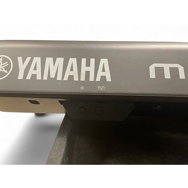 Used Yamaha MOXF8 88 Key Keyboard Workstation