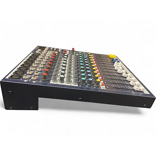 Used Soundcraft EPM8 Powered Mixer