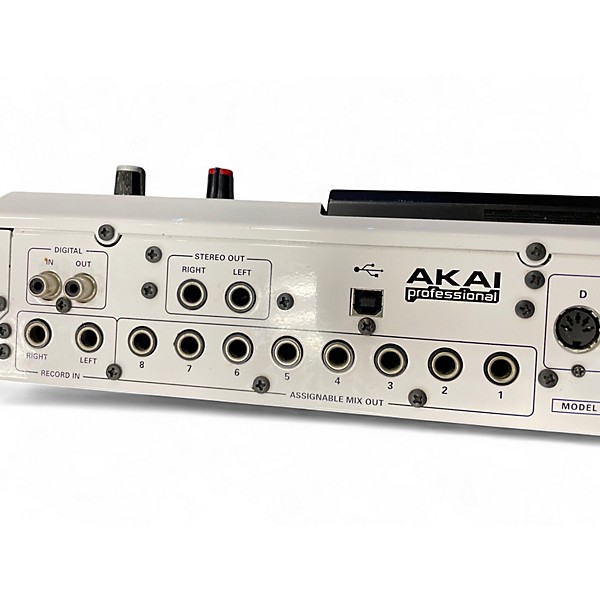 Used Akai MPC2500LE Production Controller