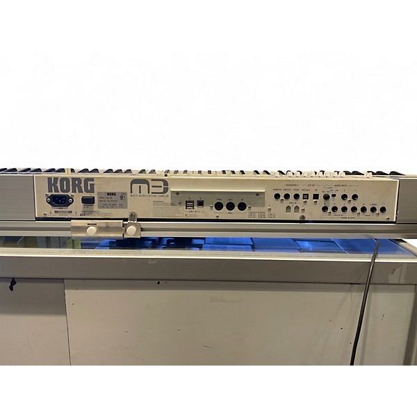 Used KORG M3 88 Key Keyboard Workstation