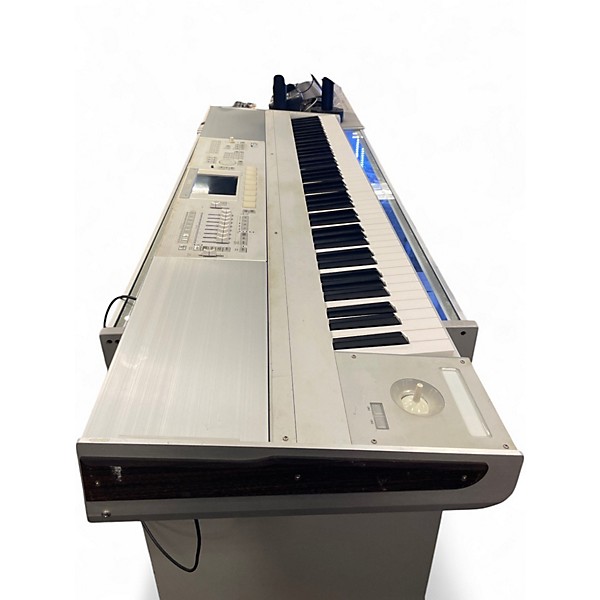 Used KORG M3 88 Key Keyboard Workstation