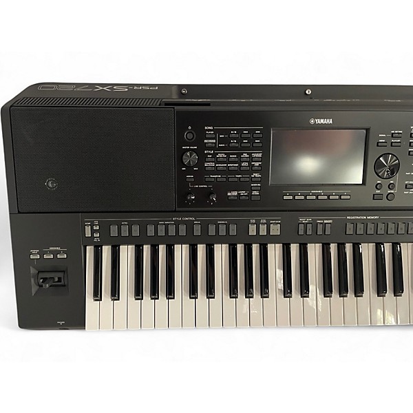 Used 2024 Yamaha PSRSX720 Arranger Keyboard