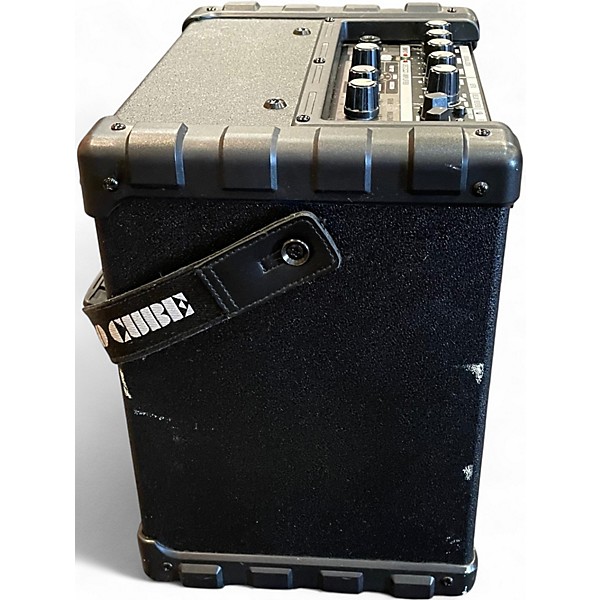 Used Roland Micro Cube Guitar Combo Amp