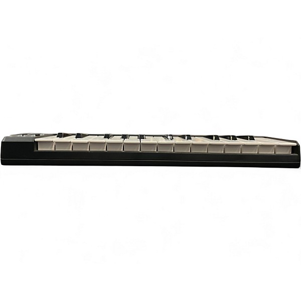 Used Akai Professional LPK25 MIDI Controller
