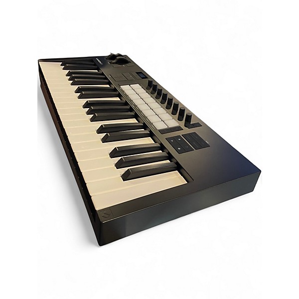 Used Novation LAUNCH KEY 37 MIDI Controller