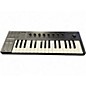 Used Komplete KONTROL M32 Keyboard Workstation thumbnail