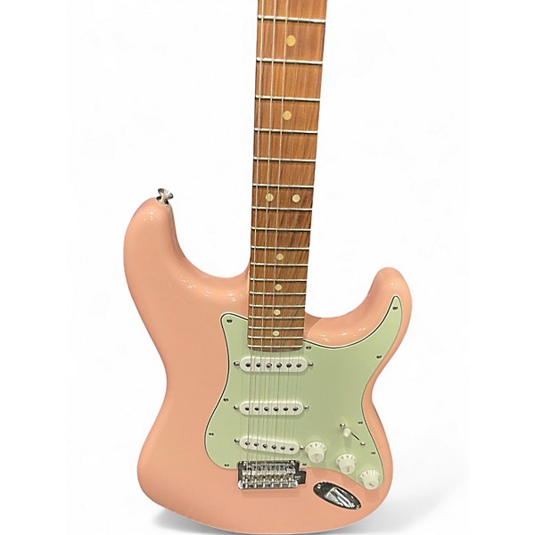 Used Fender LIMITED EDITION PLAYER STRATOCASTER Shell Pink Solid Body Electric Guitar