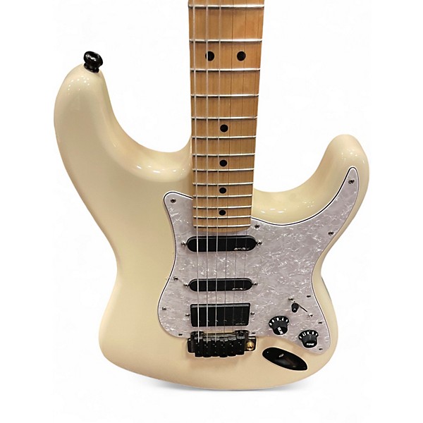 Used Fender Deluxe Roadhouse Stratocaster Olympic White Solid Body Electric Guitar