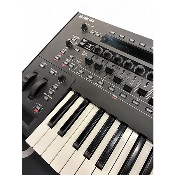 Used Yamaha Montage 61 Key Synthesizer