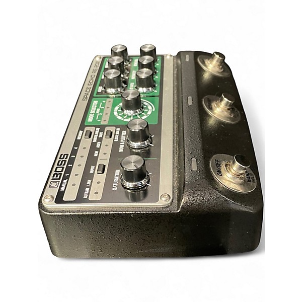 Used BOSS Re-202 Effect Pedal