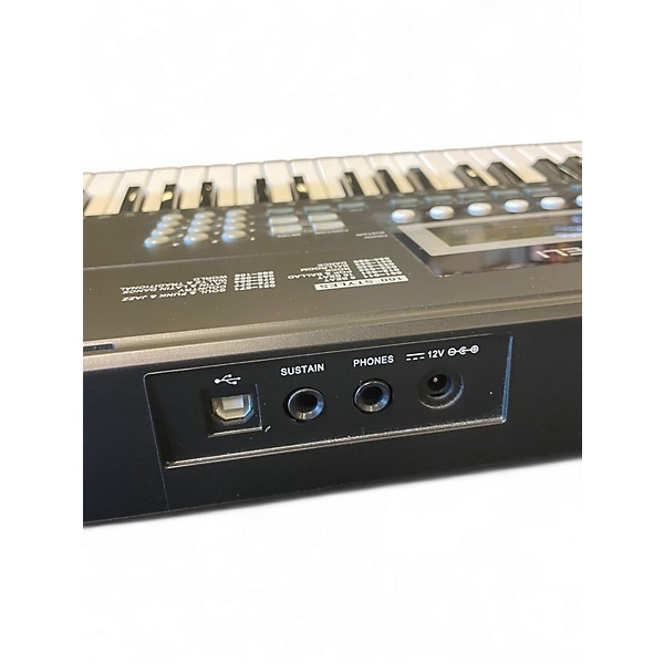 Used Medeli M17 Portable Keyboard