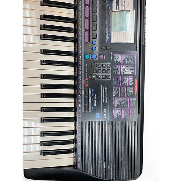 Used Yamaha psr220