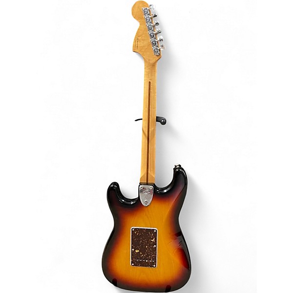 Used Fender Classic Series '70s Stratocaster 2 Color Sunburst Solid Body Electric Guitar