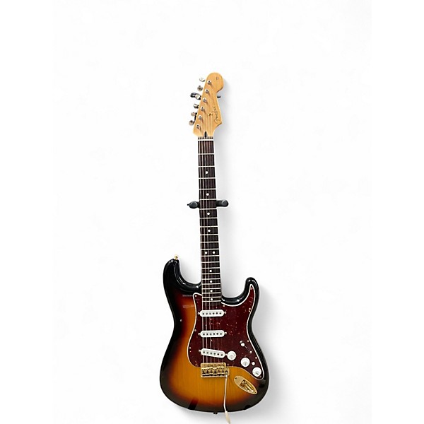Used Fender deluxe series stratocaster 2 Color Sunburst Solid Body Electric Guitar