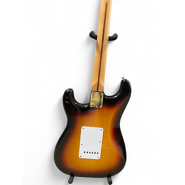 Used Fender deluxe series stratocaster 2 Color Sunburst Solid Body Electric Guitar