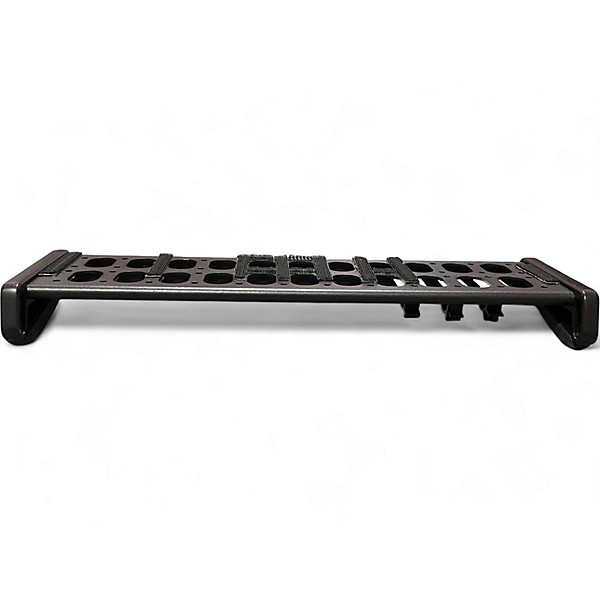 Used Livewire PB200 Pedal Board