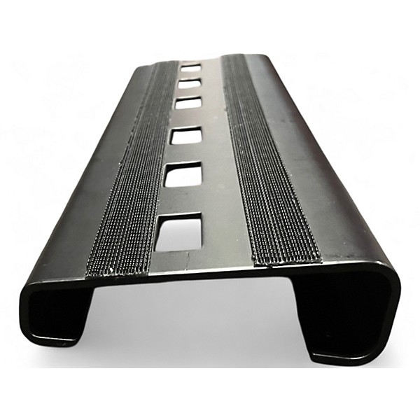 Used On-Stage GPB2000 Pedal Board