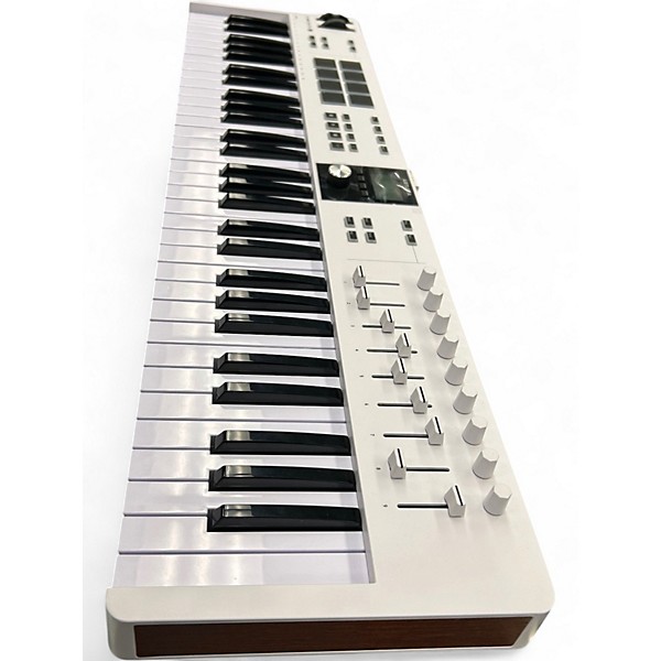 Used Arturia Keylab Essential 61 MIDI Controller