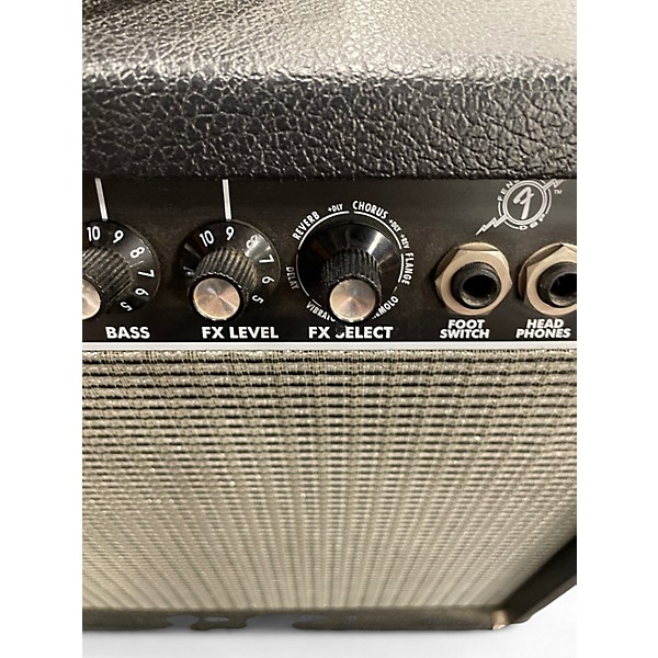 Used Fender CHAMPION 30 DSP Guitar Combo Amp