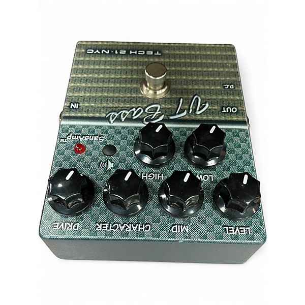 Used Tech 21 CSVTB.2 Sansamp Character Series VT Bass Bass Effect Pedal