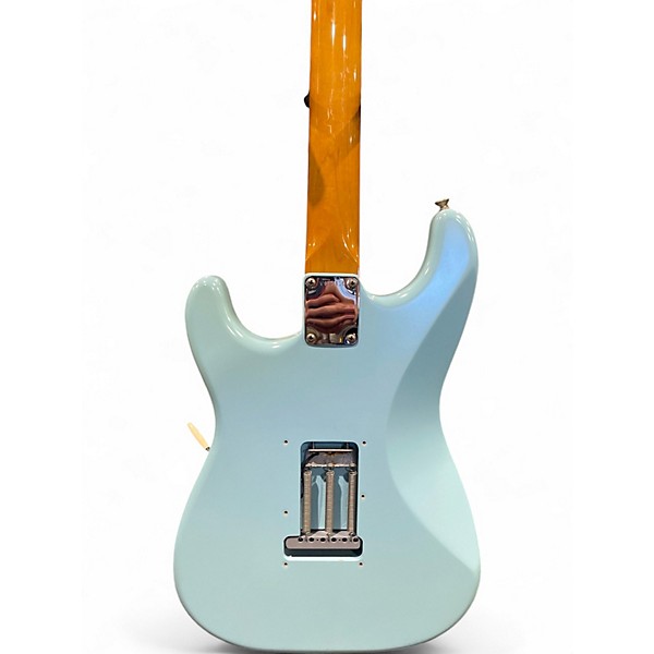 Used Fender American Vintage 1962 Stratocaster blue Solid Body Electric Guitar