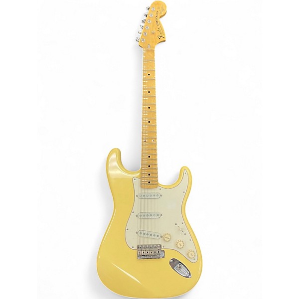 Used Fender Artist Series Yngwie Malmsteen Stratocaster Buttercream Solid Body Electric Guitar