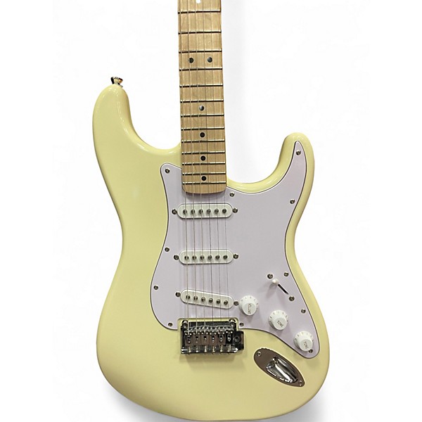 Used 2023 Squier Affinity Stratocaster Cream Solid Body Electric Guitar