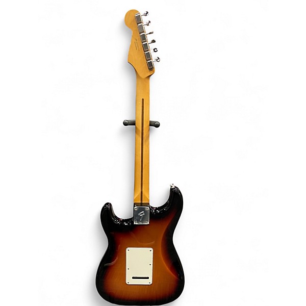 Used 2025 Fender Player Stratocaster 3 Color Sunburst Solid Body Electric Guitar