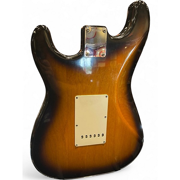 Vintage 1988 Fender AVRI 57 Reissue Strat 1988 3 Color Sunburst Solid Body Electric Guitar