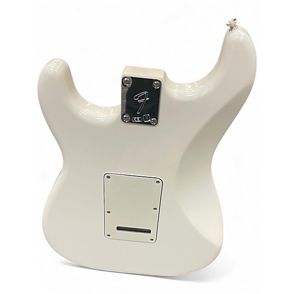 Used Fender Player Stratocaster Polar White Solid Body Electric Guitar