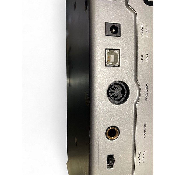 Used M-Audio Oxygen 8 V2 25 Key MIDI Controller