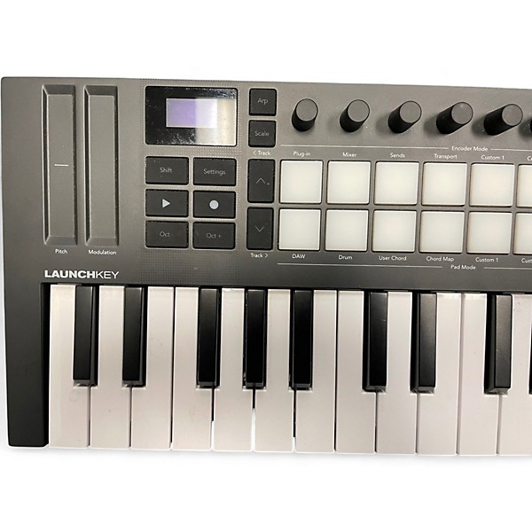 Used Novation Launchkey 25 Key MIDI Controller