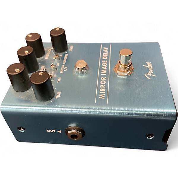 Used Fender MIRROR IMAGE DELAY Effect Pedal