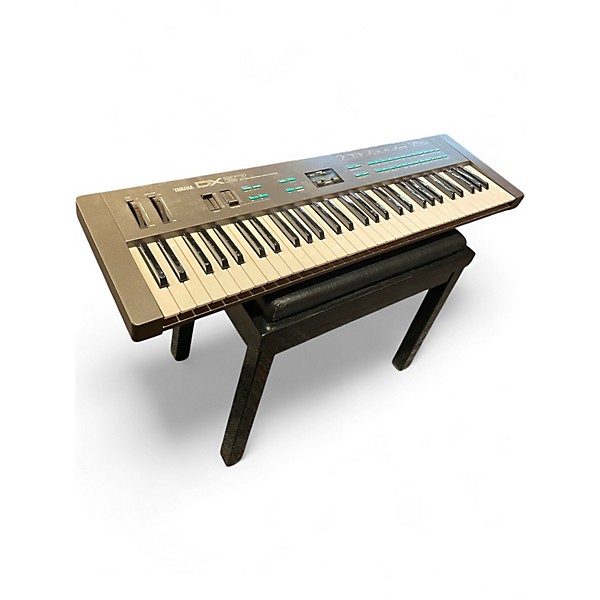 Used Yamaha DX27 Synthesizer
