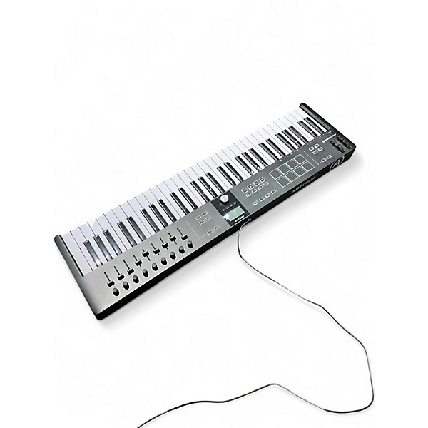 Used Novation Launchkey 25 Key MIDI Controller