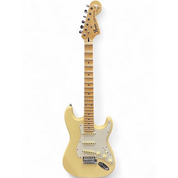Used Fender Artist Series Yngwie Malmsteen Stratocaster Antique Ivory Solid Body Electric Guitar