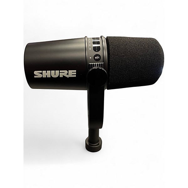 Used Shure MV7 Dynamic Microphone