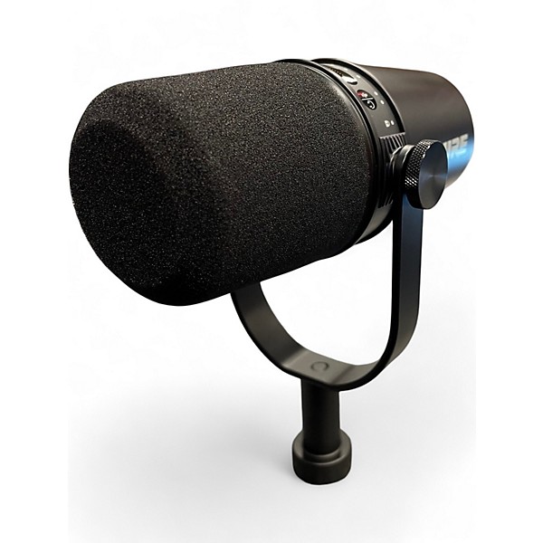 Used Shure MV7 Dynamic Microphone