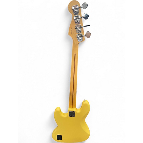 Used 2015 Fender Fender Deluxe Active Jazz Vintage White Electric Bass Guitar
