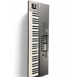 Used Native Instruments Komplete Kontrol S61 MK2 MIDI Controller