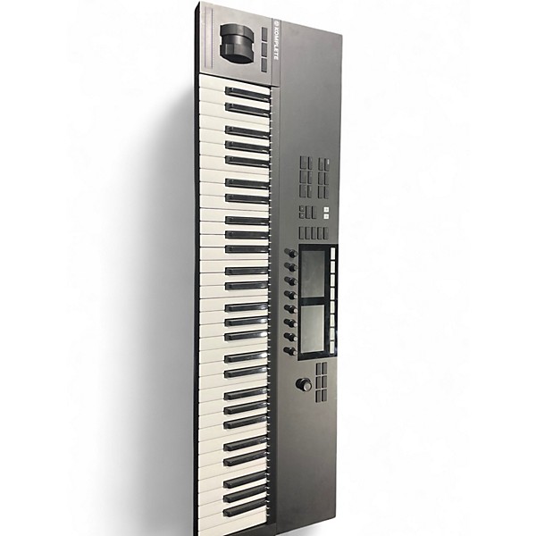 Used Native Instruments Komplete Kontrol S61 MK2 MIDI Controller
