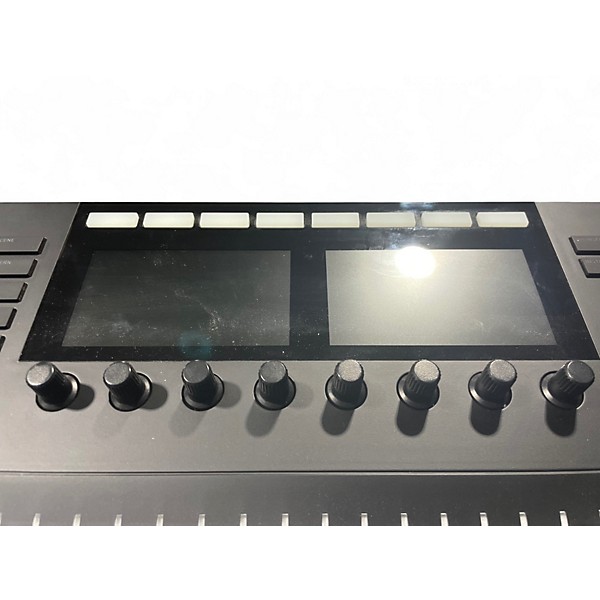Used Native Instruments Komplete Kontrol S61 MK2 MIDI Controller