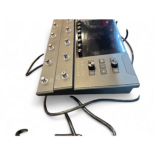 Used 2026 Line 6 HELIX STADIUM Effect Processor