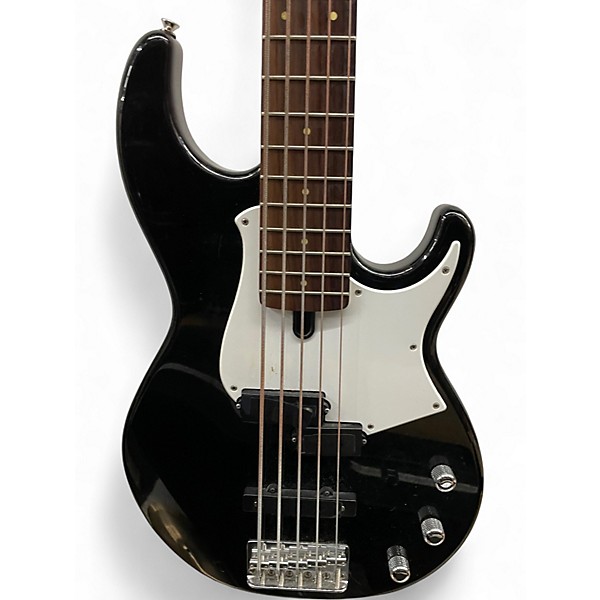 Used Yamaha bb235 Black and White Electric Bass Guitar