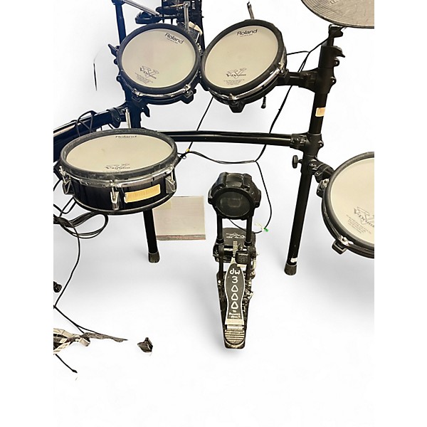 Used Roland VDRUM TD-9 w/ DW 3000 Pedal Electric Drum Set