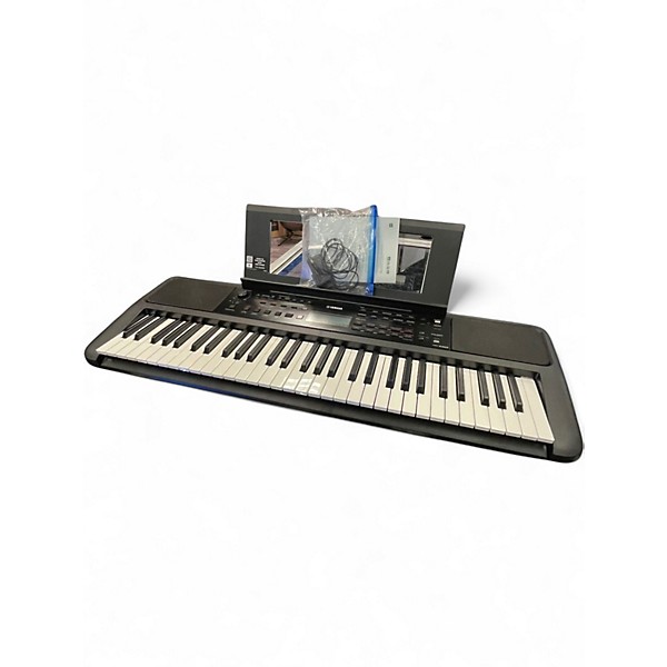 Used Yamaha psr-e383